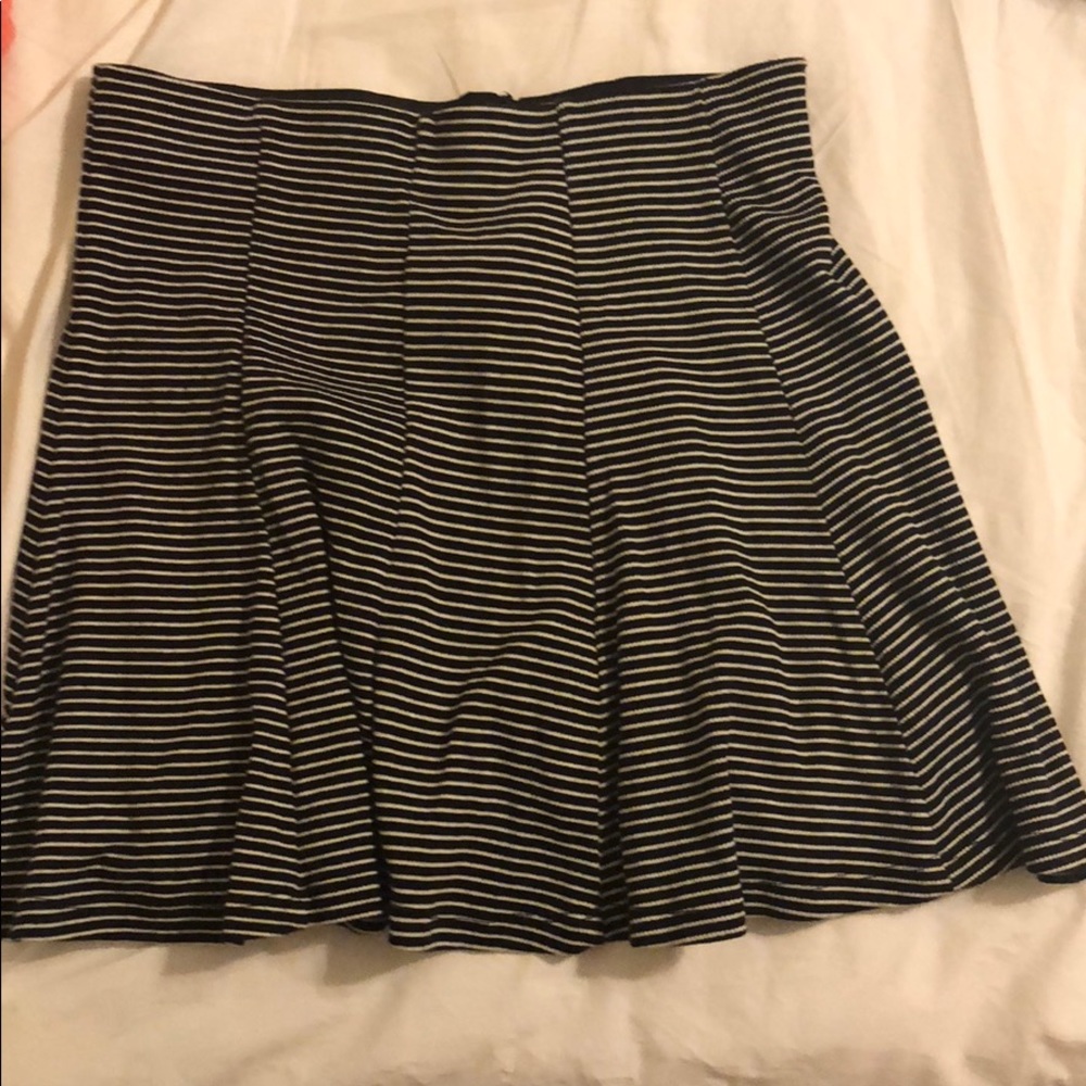 Striped flowy skirt